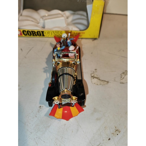 88 - Corgi Chitty Chitty Bang Bang Diecast Car No 266 1967 Edition With Original Box |(Box Has Slight Dam... 