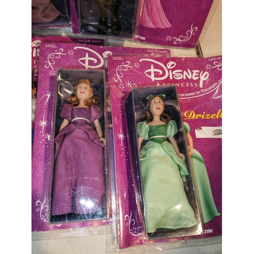 172 - 22 Disney Princess Dolls With Magazines In Packaging