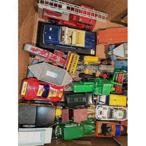 184 - Box Of Mixed Diecast Vehicles Including Corgi, Matchbox Etc