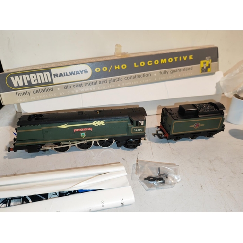 288 - Wrenn Railways Oo/Ho Locomotive W2266/A Golden Arrow B.R. City Of Wells Mib