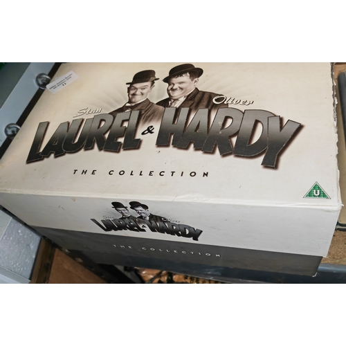 11 - Boxed Set Of Laurel And Hardy Dvd'S