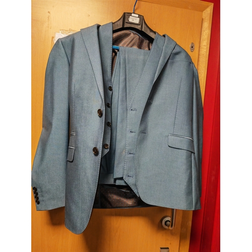 20 - 165 Men'S 3 Piece Suit Size 36R