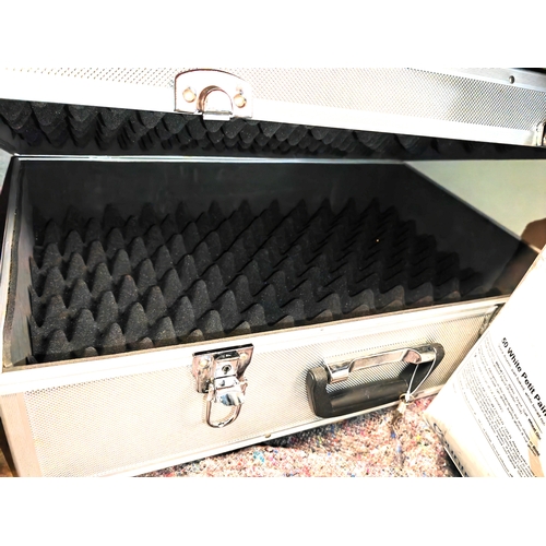 35 - Large Alluminium Flight Case