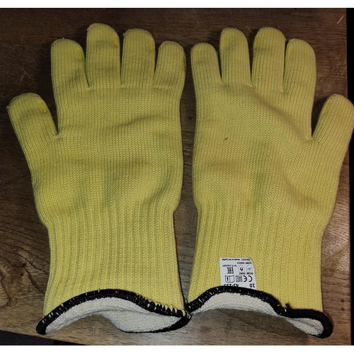 161 - Unused Pair Of Armoured Fire Mig Welding Gloves