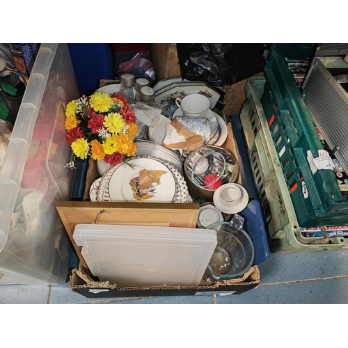 627 - Box Of China, Plates, Cups And Saucers Plus Some Glass Ware Etc