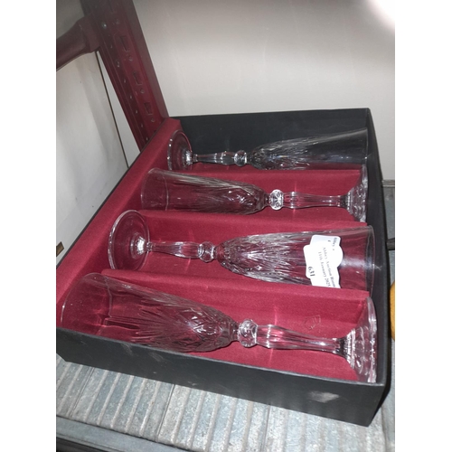 631 - Set Of 4 Champagne Flutes