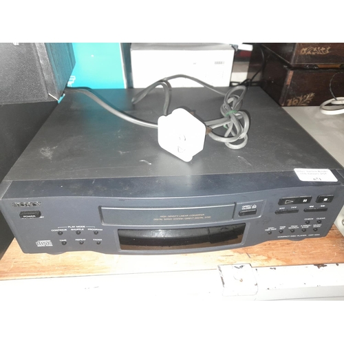 671 - Sony Compact Disc [Layer Model No Cdp/M33 Working But Stuck In Fast Forward No Remote Control