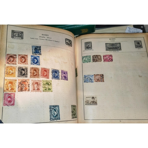 538 - Viceroy Stamp Album Of Stamps