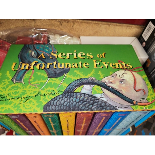 132 - Set Of Children'S Unfortunate Event Books