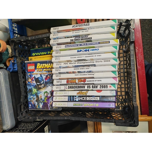 161 - 11 Wii Games + 3 Xbox Games + 4 Kids Films