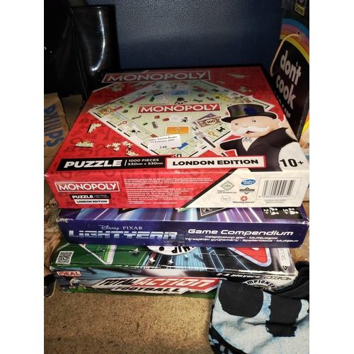 248 - 3 Games Total Football/Monopoly London Jigsaw/Lightyear