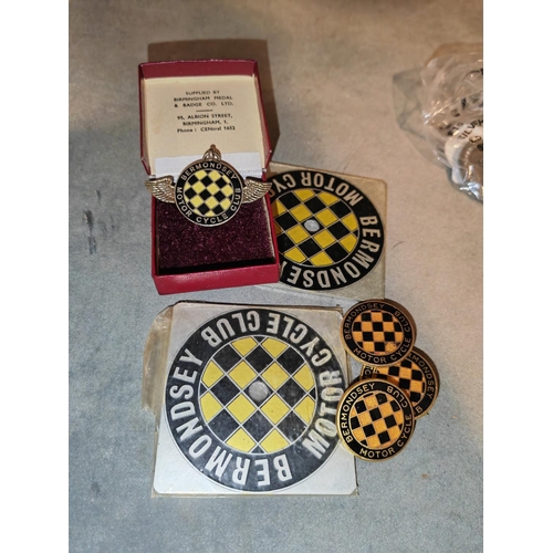 341 - 6 Bermondsey Motorcycle Club Badges