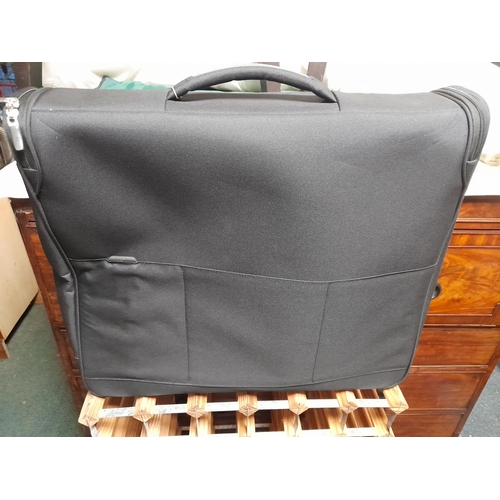 48 - Samsonite Travel Case Unused With Tags