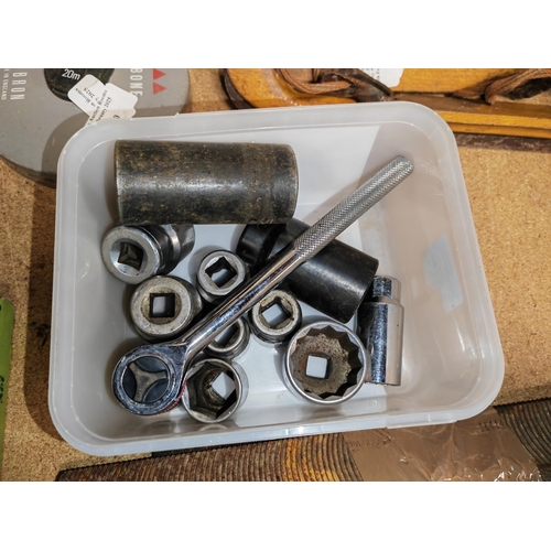 162 - Tub Of Sockets And Wrench