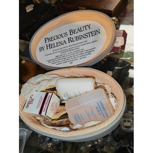 295 - Boxed Helena Rubinstein Beauty Set