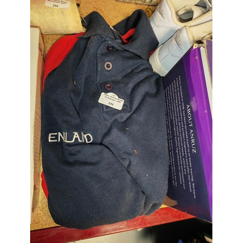 458 - England Rugby Polo Shirt Size XL