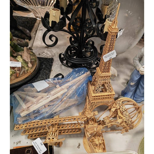 481 - Bag Of Small Artist Stands Plus 3 Models Made From Balsa, Eiffel Tower, Air Balloon, Pirate Ship, Pl... 