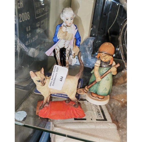 444 - Goebel'S Figurine Plus A China Gentleman Plus Border Fine Arts Cat