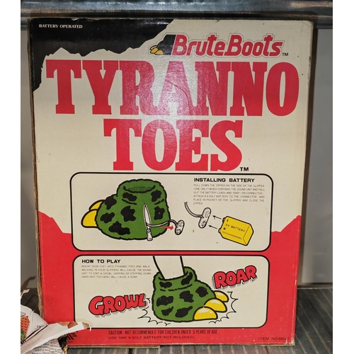 136 - Pair Of Brute Slippers Tyranno Toes With Original Box From The Usa