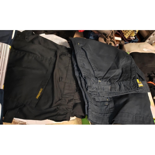 241 - 4 Pairs Of Work Trousers One Pair Long 34