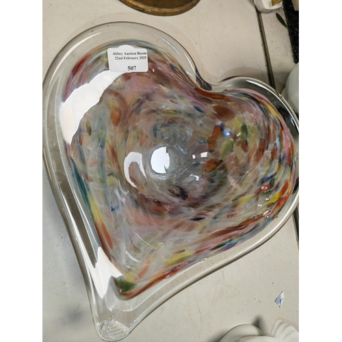 507 - Lavorato A Mano Love Heart Shaped Dish