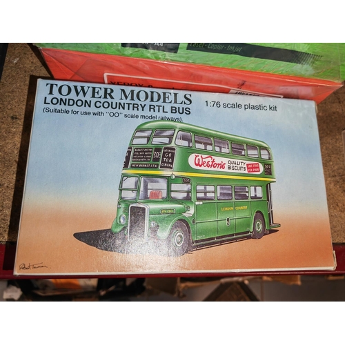 671 - Unused Boxed Tower Models 1:76 Oo Scale Plastic Kit - London Country Aec Rtl D/D Bus