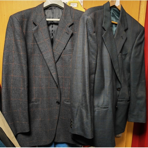 28 - 5 Men'S Suits Various Sizes