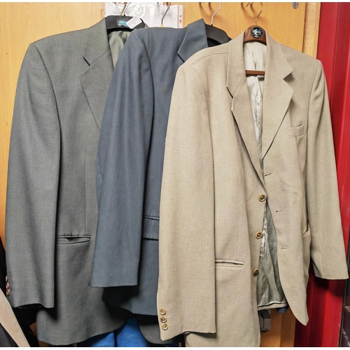 32 - 8 Men'S Suit Jackets