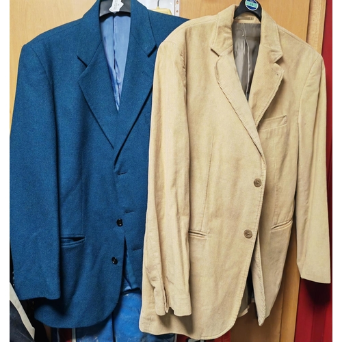 32 - 8 Men'S Suit Jackets