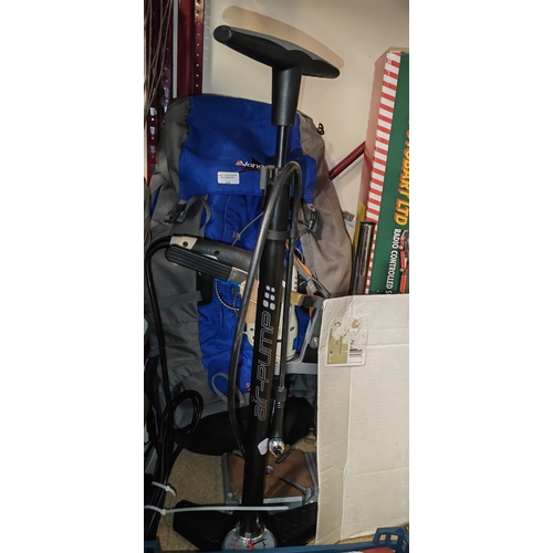 219 - Professional 7 Bar Floor Pump