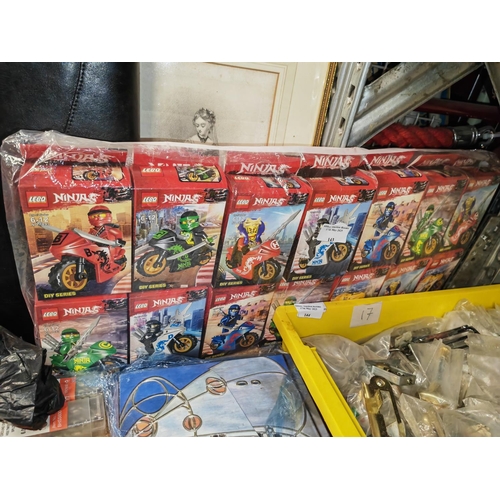 143 - 14 Lego Ninja'S Unused And Boxed