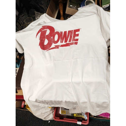 170 - David Bowie Official T-Shirt Size Large