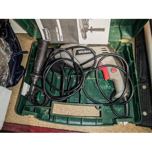271 - Wickes Electric Drill In Bosch Case Working