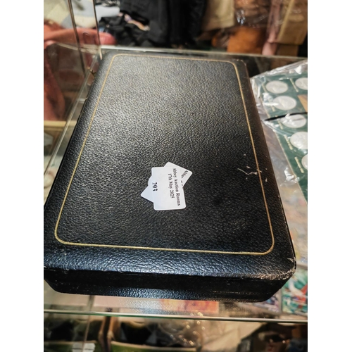 293 - 1920/30 Art Deco Silver Plated Dessert Spoon Set With Serving Spoon In Original Case