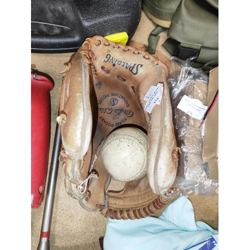 175 - Baseball Glove Plus Ball (Spalding