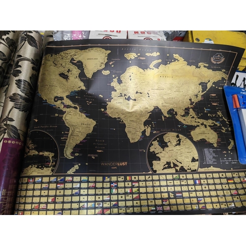 146 - 2 Maps Of The World And Europe In Box