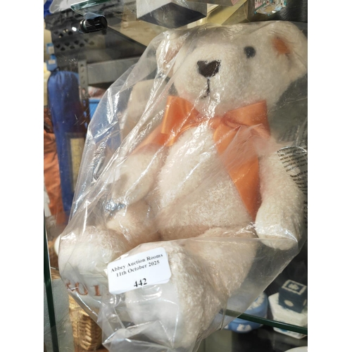 442 - 2015 Steiff Bear In Opened Bag