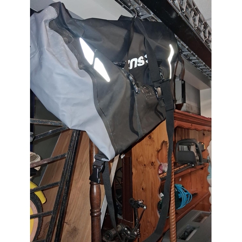 66 - Large Suzuki Holdall