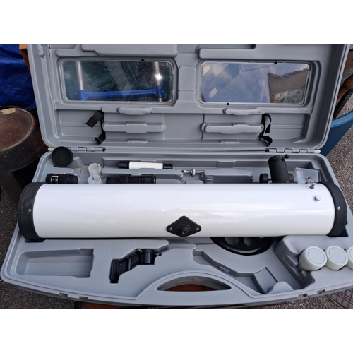 75 - Telescope In Case No Stand