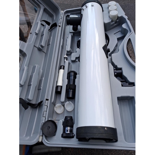 75 - Telescope In Case No Stand