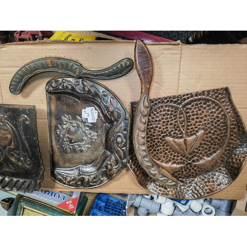 172 - Small Wicker Basket With 3 Crumb And Brushes Plus A Small Amount Of China