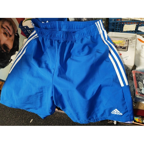 189 - 3 Adidas Pairs Of Shorts Xl Plus A Cap Blue/Red