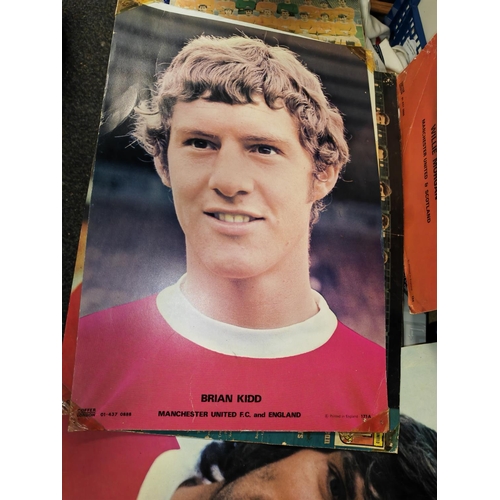 198 - Selection Of Pictures Of Manchester United Football Players Including George Best