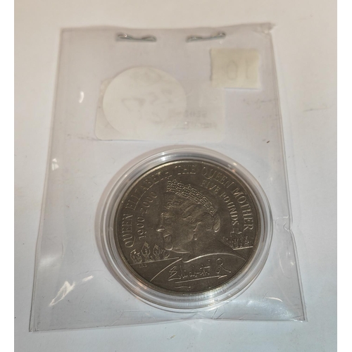 427 - 2000 Queen Mother £5 Coin