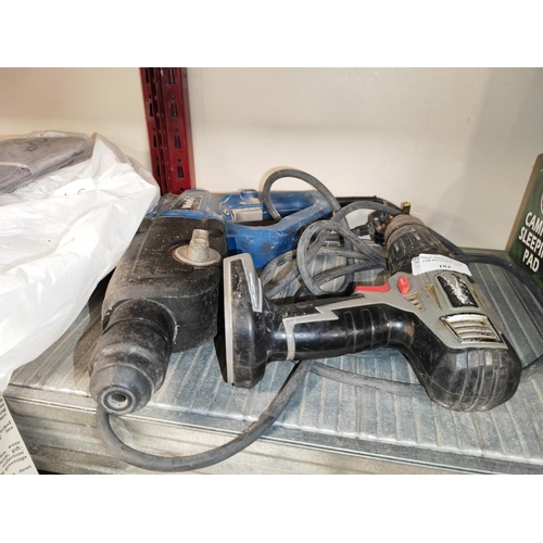 184 - Wickes Electric Drill Plus A Cordless Drill For Spairs