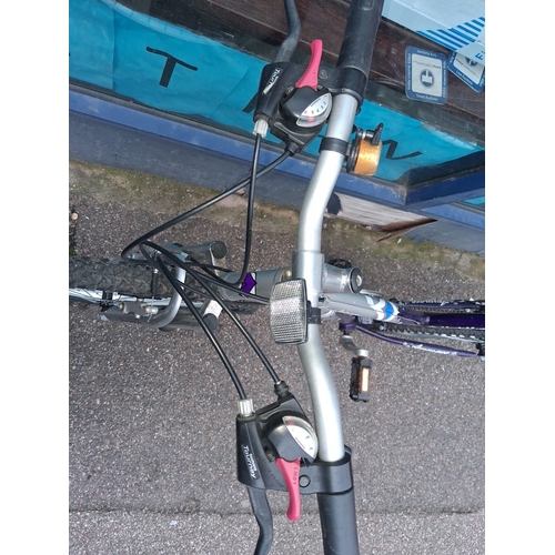 32 - Ammaco Mountaineers Ladies Bike Wheel Size 26