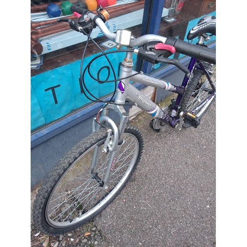 32 - Ammaco Mountaineers Ladies Bike Wheel Size 26