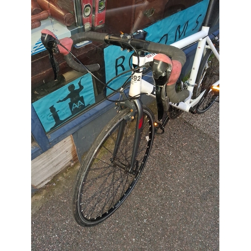 35 - Btwin Triban 300 Road Bike Wheel Size 23