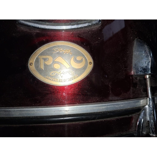 33 - Stagg Drum Kit
