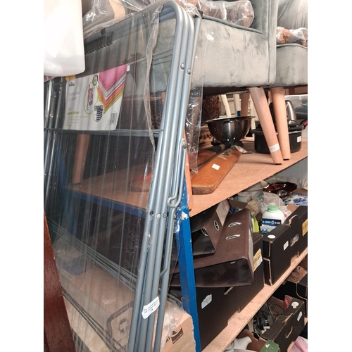 73 - Unused 3 Tier Airer